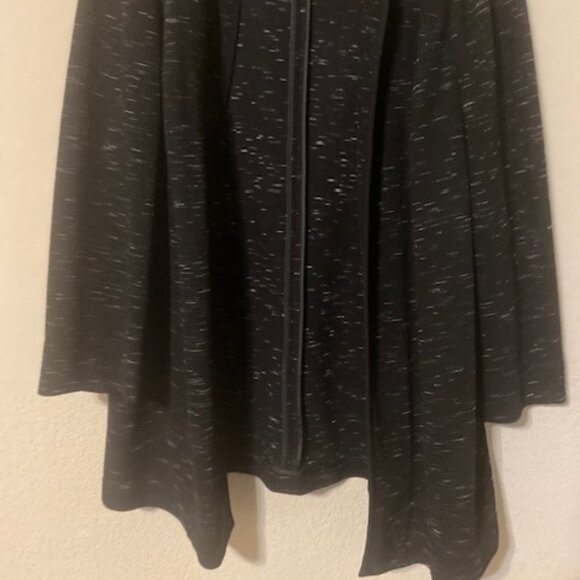 Black Ribbed Pattern Cardigan - Picture 6 of 6